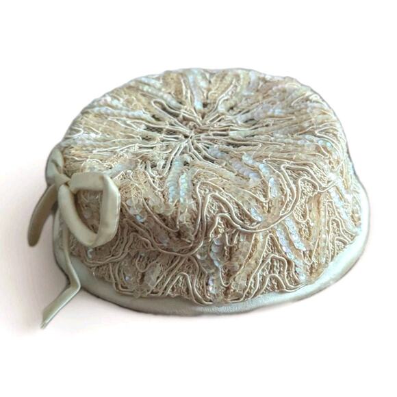 Vtg 1950s Evelyn Varon Sequin Lace Cocktail Hat Fascinator Cap Beige Pancake - Picture 2 of 12